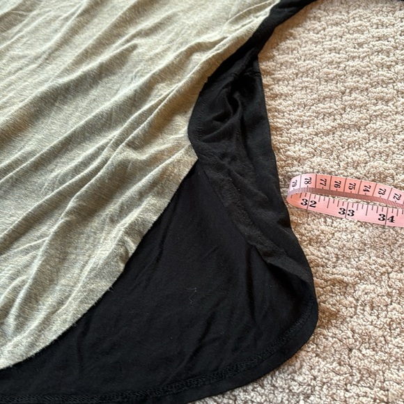 Madewell color block long sleeve v neck shirt size M - Picture 7 of 7